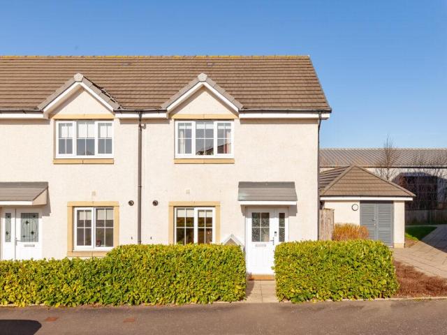 House for sale in Scotstoun, Scotland