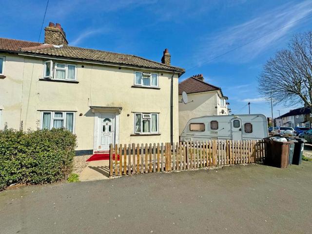 House for sale in Thames View, Greater London