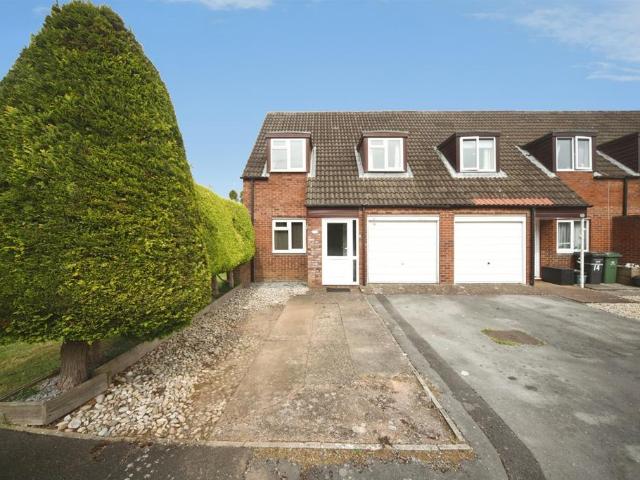 House for sale in Holway, Rumwell