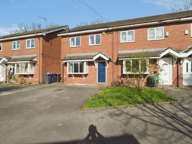 House for sale in Swinton Park, Salford