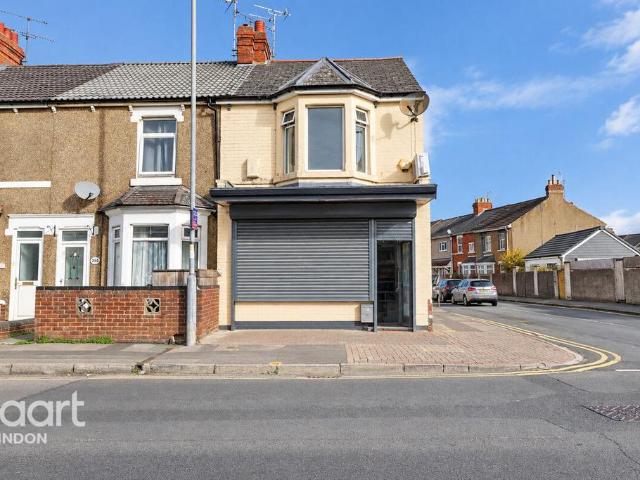 House for sale in Ferndale, Swindon