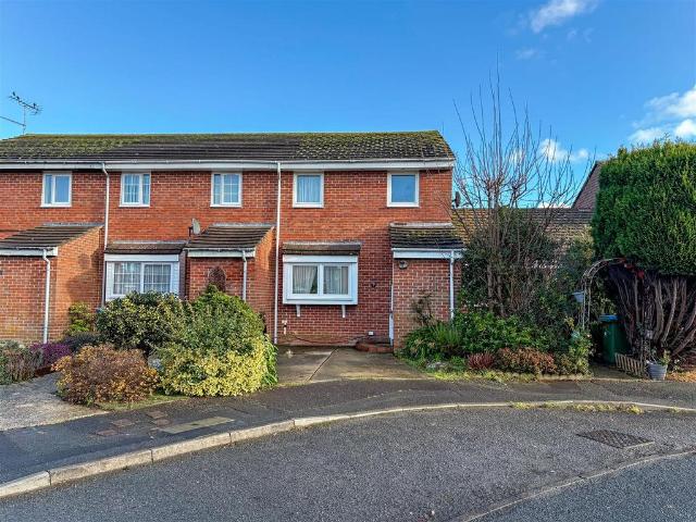House for sale in Ford, Clapham