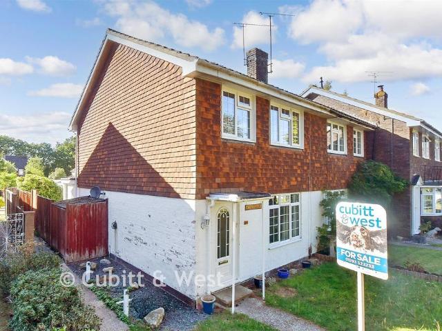 House for sale in Ifield, Crawley