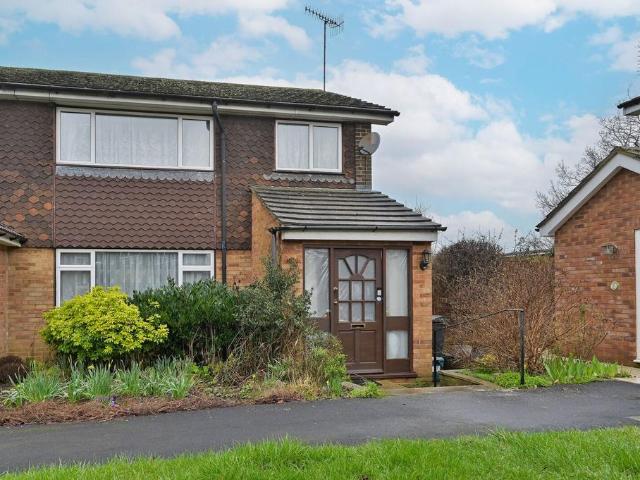 House for sale in Hammerfield, Pouchen End