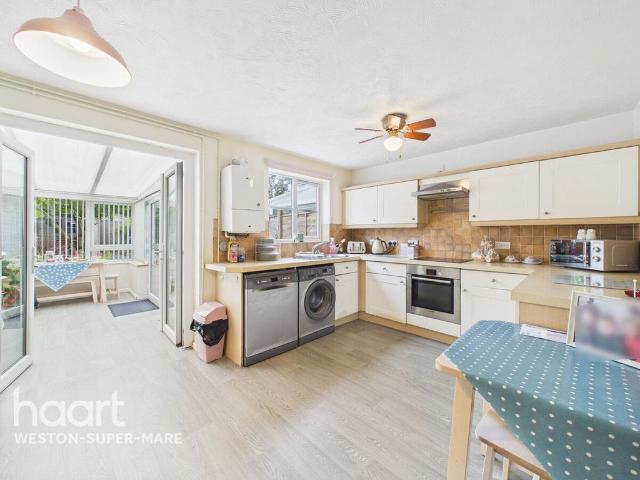 House for sale in Weston Village, Weston-super-mare