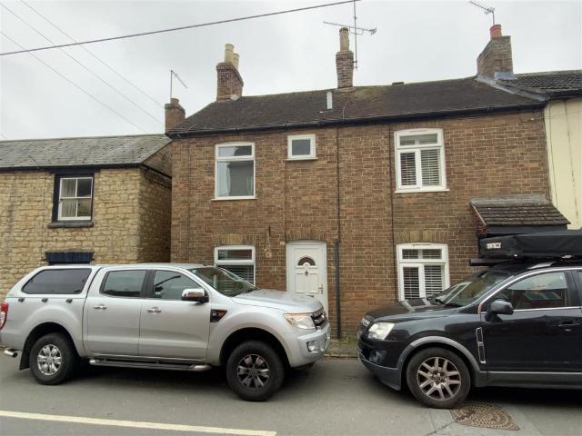 House for sale in Deanshanger