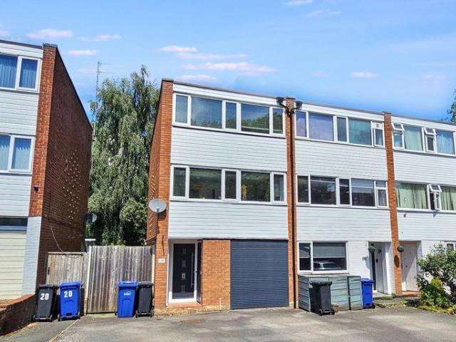 House for sale in Stourbridge, West Midlands