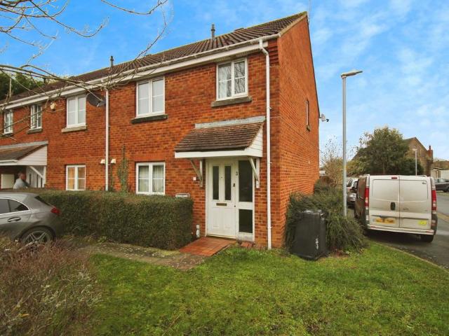 House for sale in Walcot West, Swindon