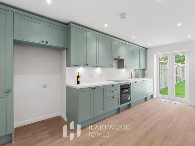 House for sale in St Albans, Five Acres