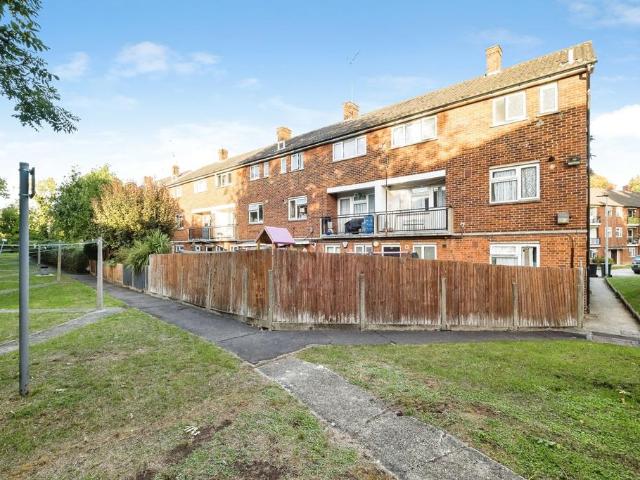 House for sale in London Borough of Redbridge, Greater London