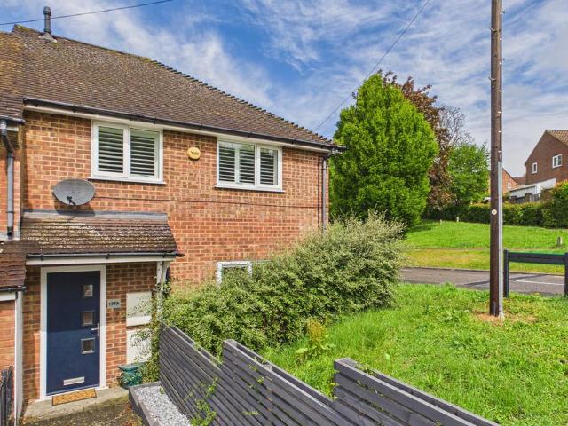 House for sale in Pouchen End, Hertfordshire