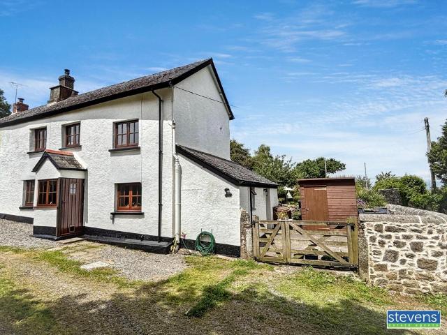 House for sale in Weir Quay, Devon