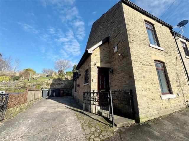 House for sale in Simmondley, Charlesworth