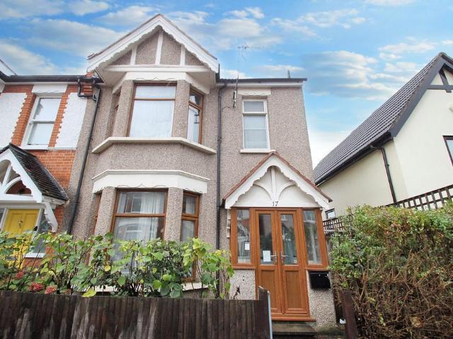 House for sale in South Woodford, Greater London
