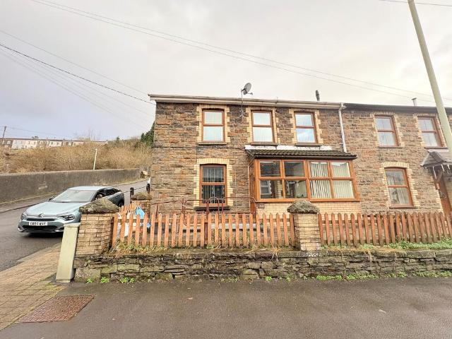 House for sale in Pontycymer, Wales
