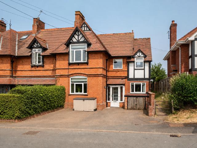 House for sale in Clyst St. George, Budlake