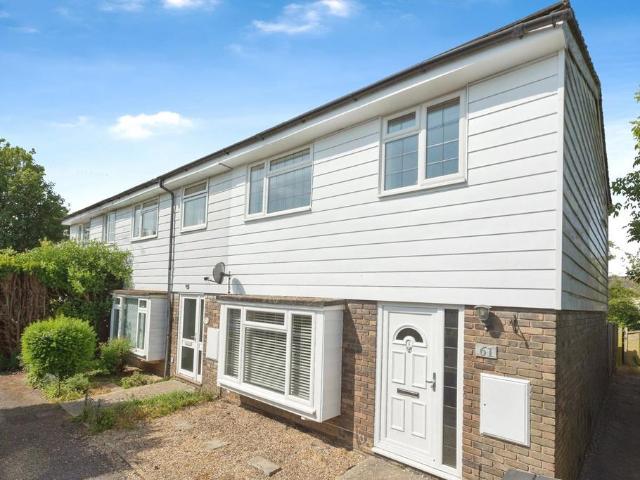 House for sale in Romford, Sandown Park
