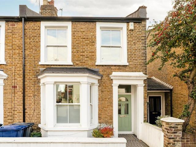House for sale in London Borough of Ealing, Hanwell