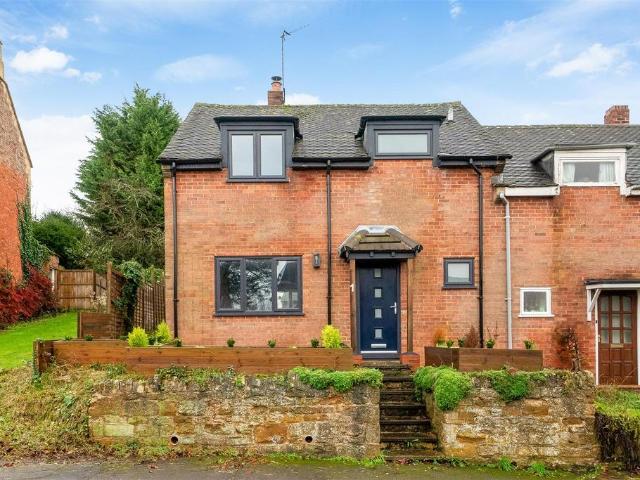 House for sale in Alderminster, Warwickshire