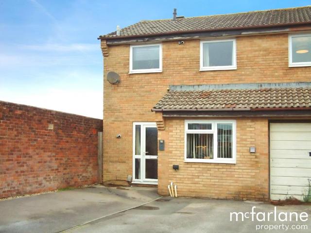 House for sale in Royal Wootton Bassett, Wiltshire