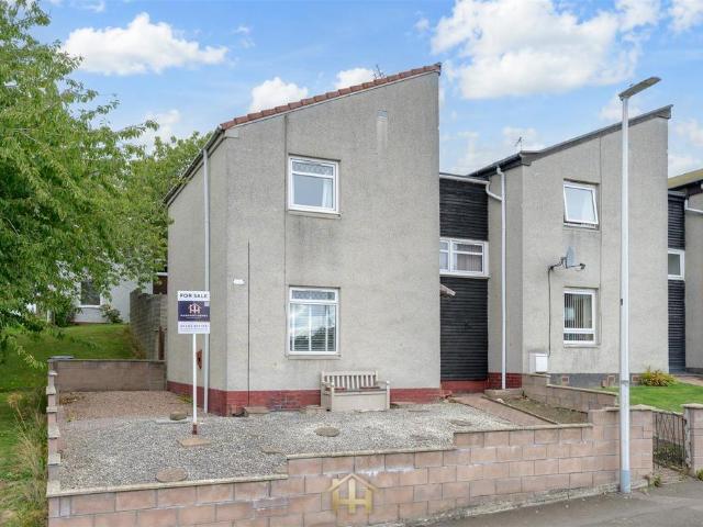 House for sale in Gowrie Park, Scotland