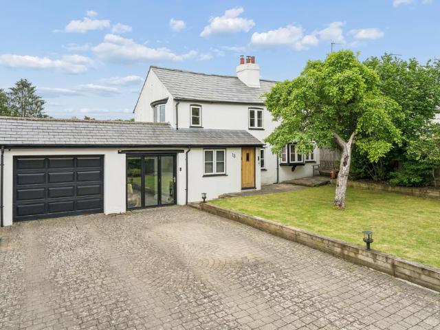 House for sale in Nettleden with Potten End, Pouchen End