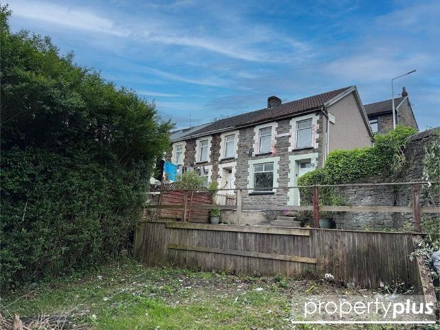 House for sale in Tonypandy, Penygraig