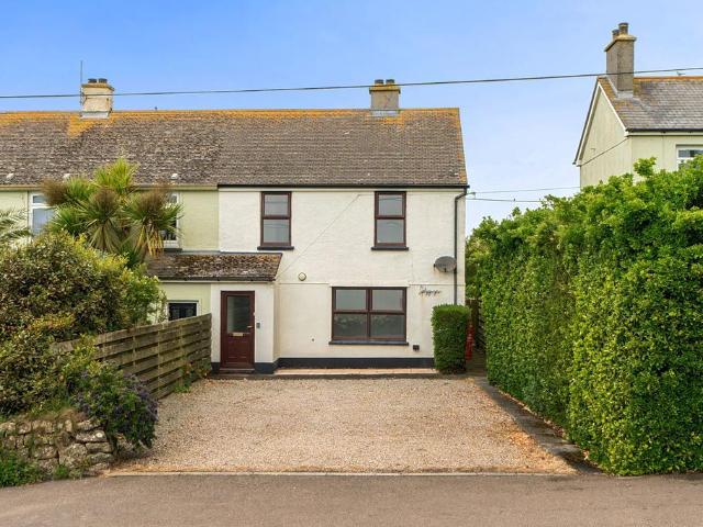 House for sale in Mayon, Sennen