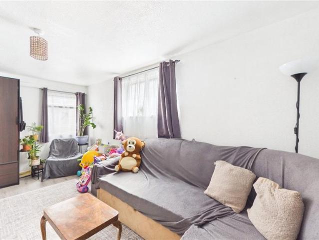 House for sale in Canning Town, Greater London
