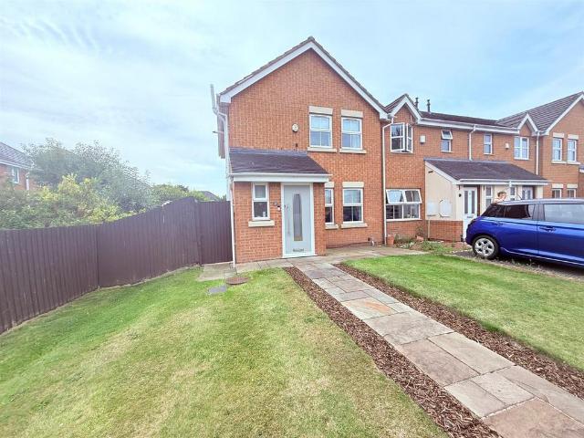 House for sale in Hood Manor, Warrington