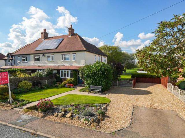 House for sale in Redmile, Brentingby