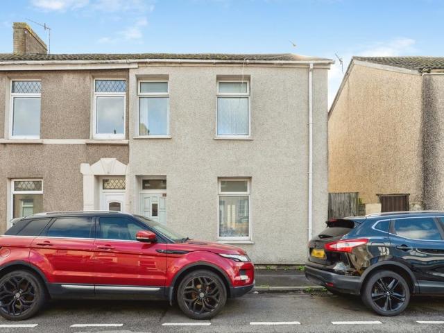House for sale in Wern, Llanelli