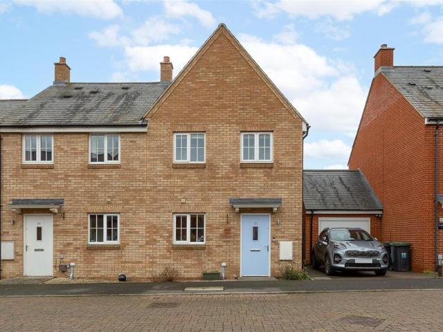 House for sale in Stotfold, Bedfordshire