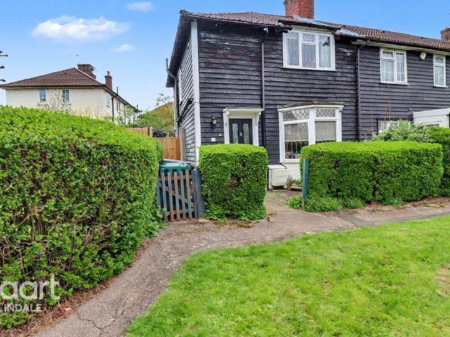 House for sale in Colindale, Greater London