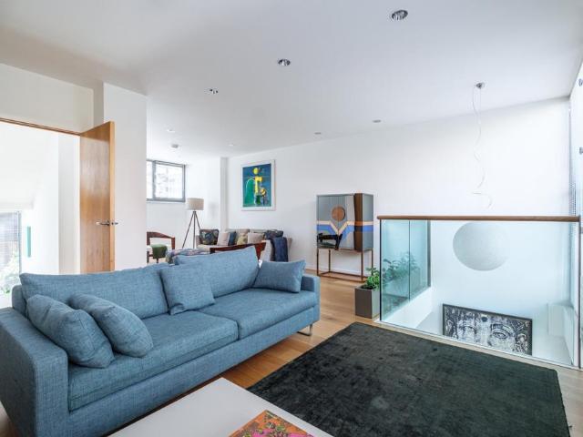 House for sale in Highbury, Greater London