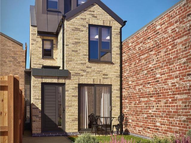 House for sale in Wandsworth, Greater London