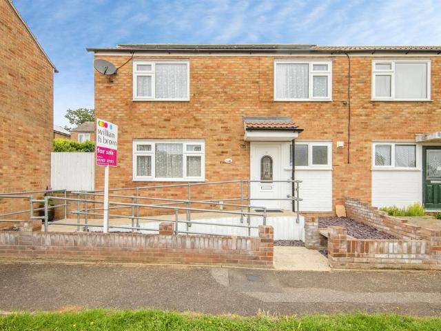 House for sale in Chelmondiston, Suffolk