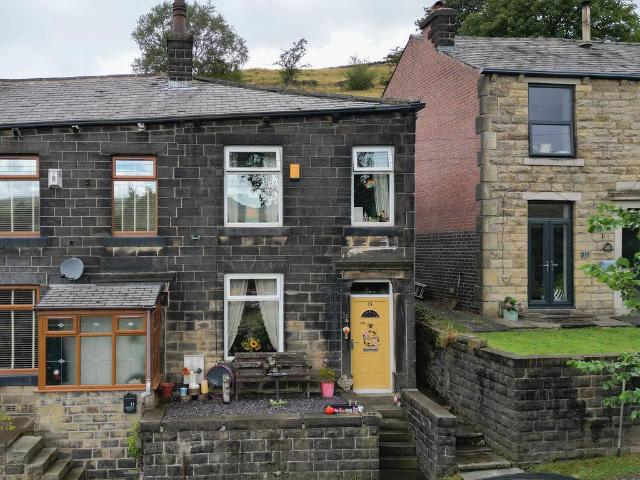House for sale in Clough, Burnedge