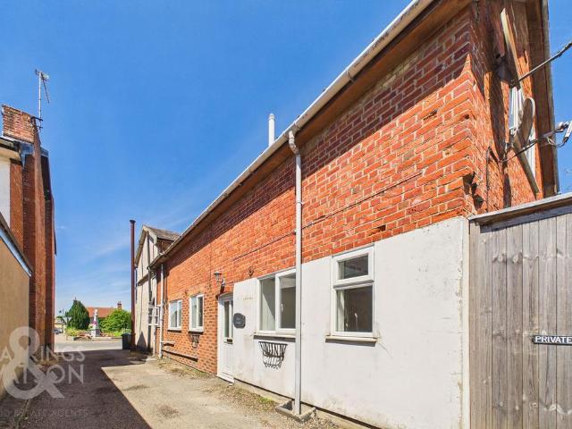 House for sale in Bedingfield, Suffolk