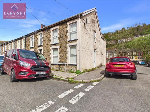 House for sale in Ynyshir, Wales
