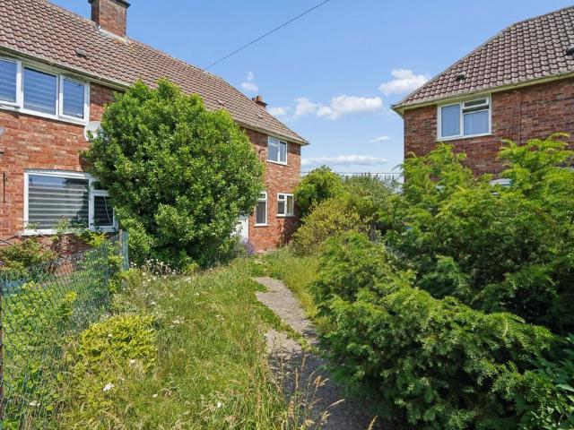 House for sale in Caldecott, Dromore