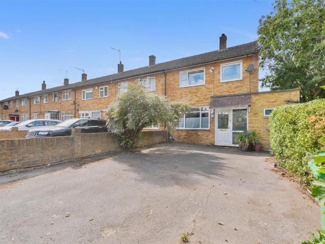 House for sale in Britwell, Slough