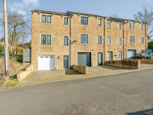 House for sale in Harle Syke, Burnley