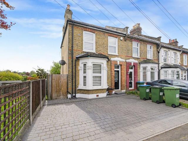 House for sale in Well Hall, Greater London