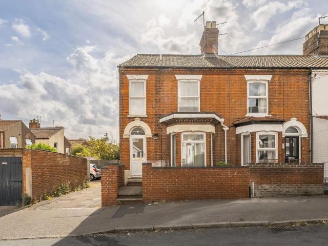 House for sale in Earlham Rise, East Bank