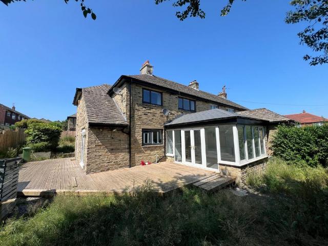 House for sale in Meltham, West Yorkshire