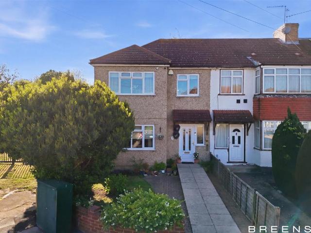 House for sale in Enfield Island Village, Greater London