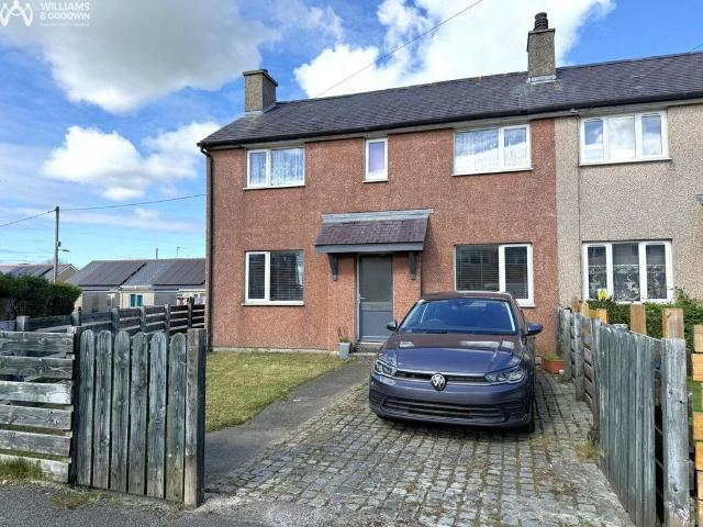 House for sale in Gaerwen, Wales