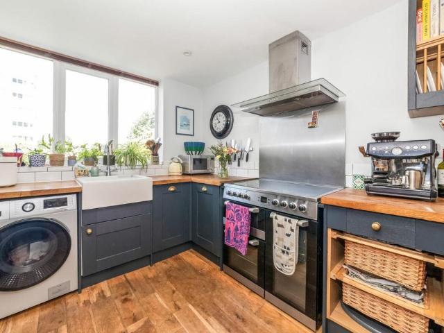 House for sale in London Borough of Croydon, Upper Norwood