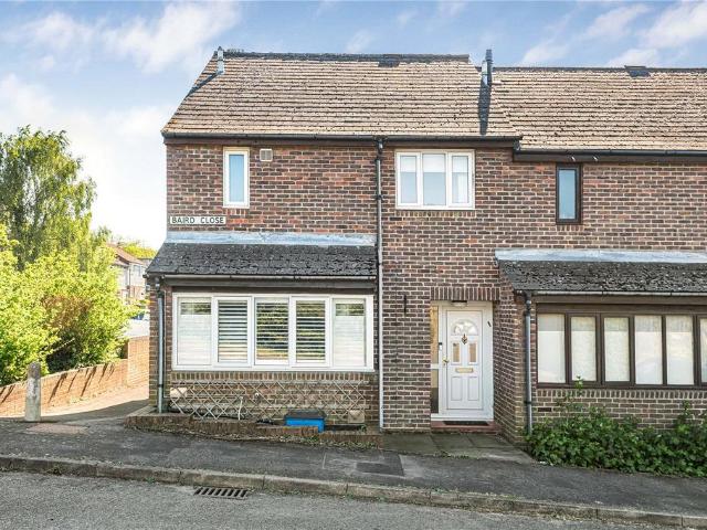 House for sale in Bushey